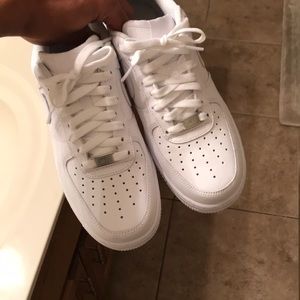 Men Nike af1 low all white men size 8 women 9